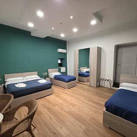 Bed and Breakfast Vanzi Νάπολη