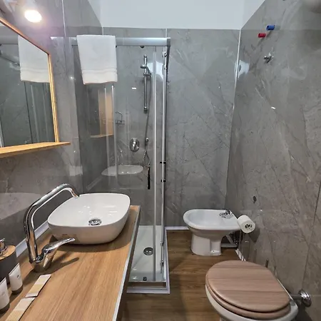 Vanzi Bed and Breakfast Νάπολη