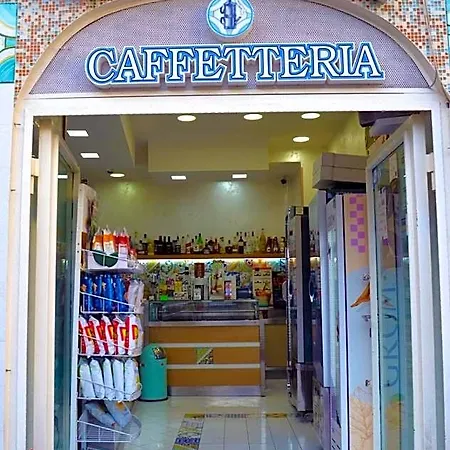 Vanzi Couette-café