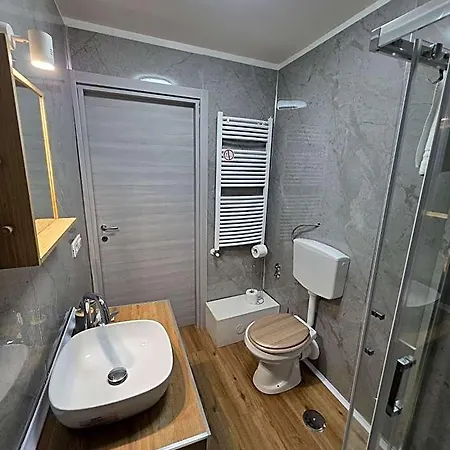 Bed & Breakfast Vanzi 4*