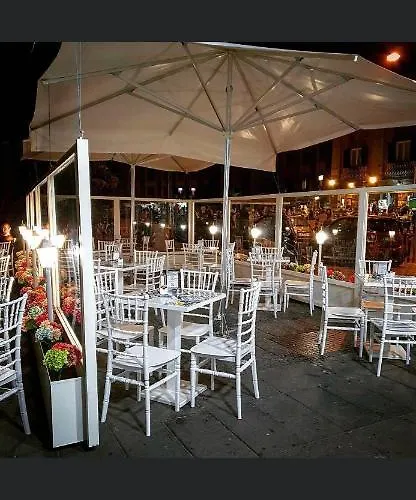 Vanzi ベッド・アンド・ブレックファスト ナポリ