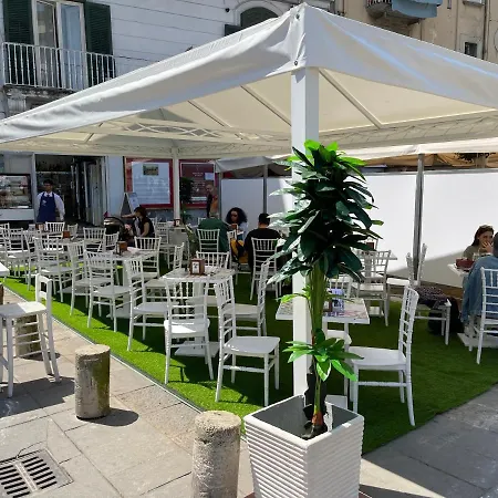 Vanzi Oda ve Kahvaltı