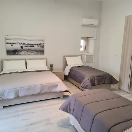 Vanzi Bed & Breakfast 4*