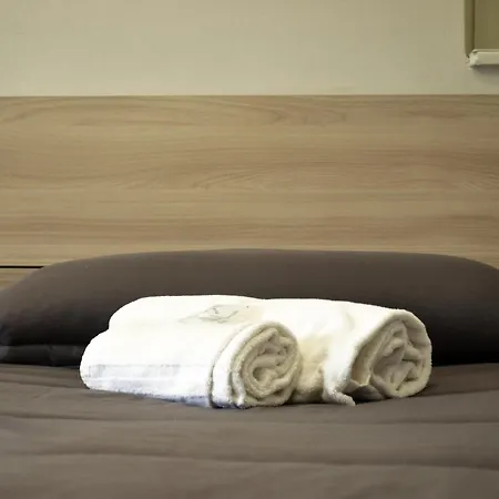 Vanzi Bed & Breakfast